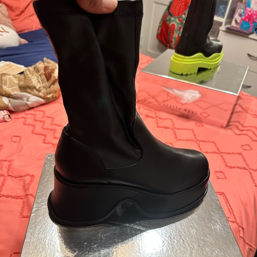 Azalea Wang boots
